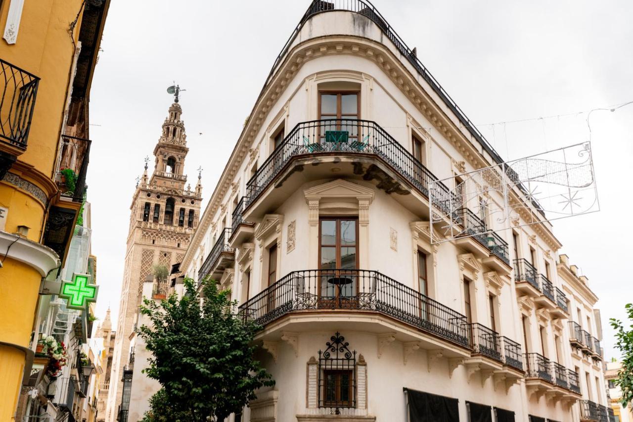 Cathedral Apartment, Upper Floor Apartment Sevilla Exterior foto