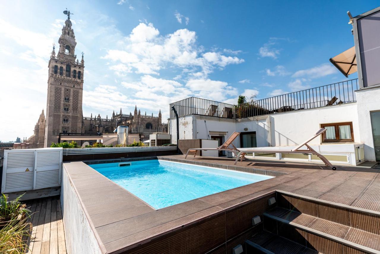 Cathedral Apartment, Upper Floor Apartment Sevilla Exterior foto