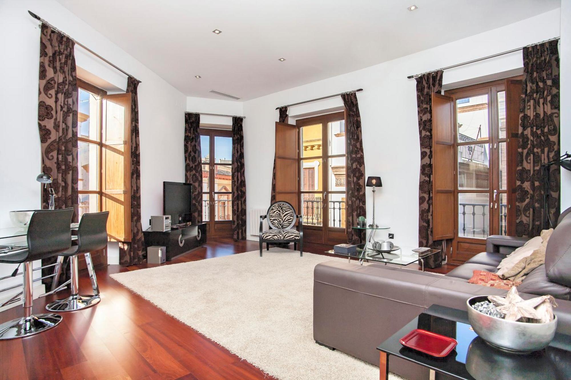 Cathedral Apartment, Upper Floor Apartment Sevilla Exterior foto